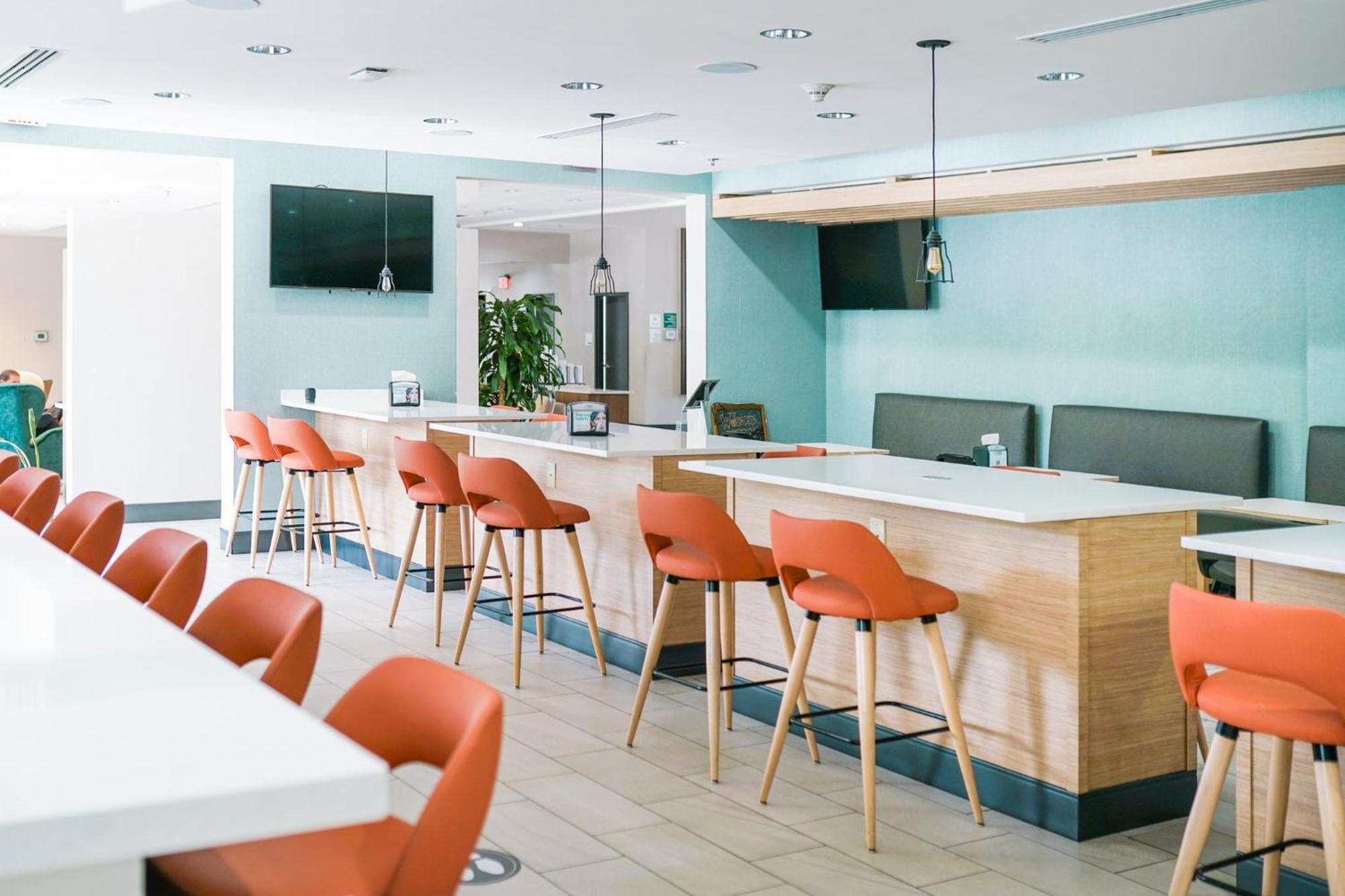 Holiday Inn & Suites - Fayetteville W-Fort Bragg Area By Ihg Eksteriør bilde